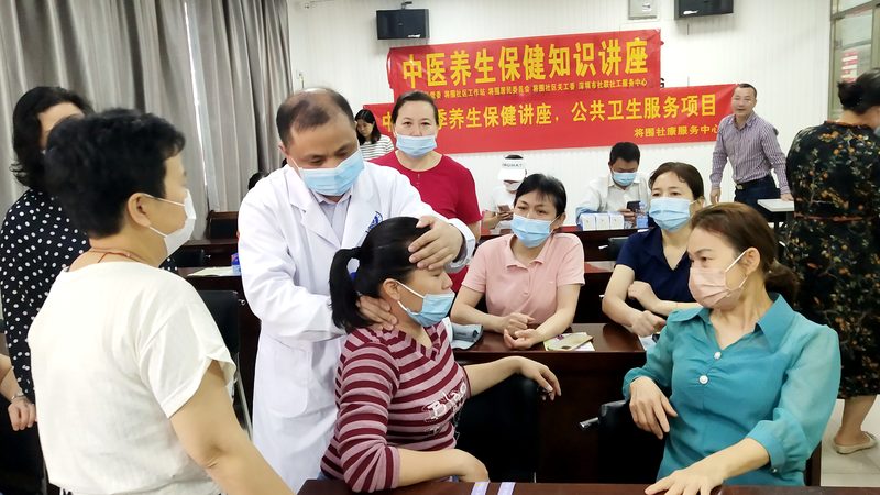 针灸减肥的价格主要受以下几个因素影响：